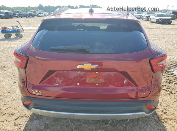 KL77LHE26RC212179 2024 CHEVROLET TRAX Red უკანა ხედი