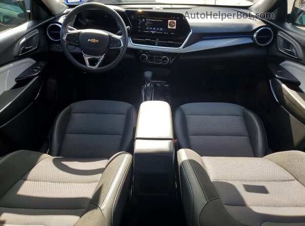 KL77LHE26RC212179 2024 CHEVROLET TRAX Red წინა პანელის ხედი