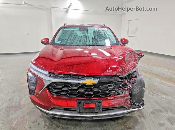 KL77LHE28RC094457 2024 CHEVROLET TRAX Red Widok z przodu
