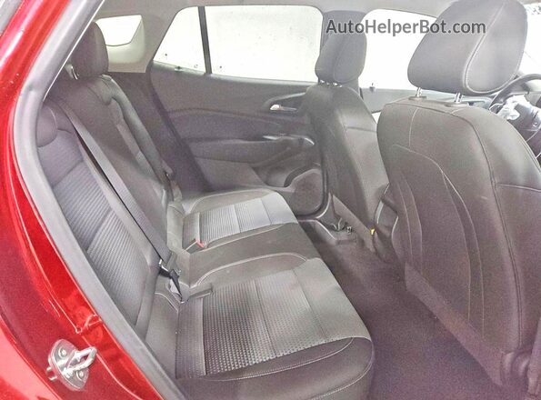 KL77LHE28RC094457 2024 CHEVROLET TRAX Red Widok wnętrza z tyłu