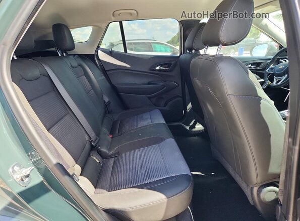 KL77LHEP0SC068730 2025 CHEVROLET TRAX Gray Vista de los asientos traseros