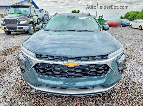 KL77LHEP0SC318113 2025 CHEVROLET TRAX Teal Widok z przodu