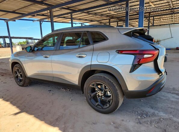 KL77LHEP0TC094245 2026 CHEVROLET TRAX Серебряный Задняя левая четверть