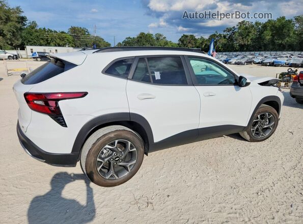 KL77LHEP1SC045036 2025 CHEVROLET TRAX White უკანა მარჯვენა