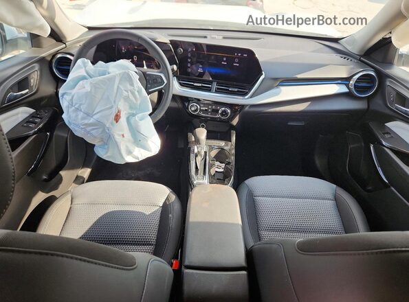 KL77LHEP1SC045036 2025 CHEVROLET TRAX White წინა პანელის ხედი