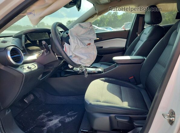 KL77LHEP1SC045036 2025 CHEVROLET TRAX White წინა სალონის ხედი