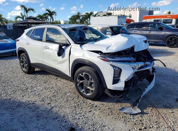 KL77LHEP1SC193168 2025 CHEVROLET TRAX White Delantero derecho
