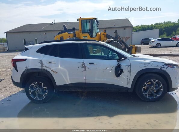 KL77LHEP1SC206517 2025 CHEVROLET TRAX White სალონის 360-გრადუსიანი ხედი