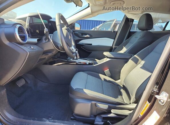 KL77LHEP1TC087496 2026 CHEVROLET TRAX Black Սալոնի դիմացի տեսք