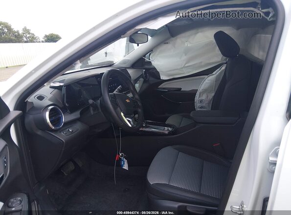 KL77LHEP1TC122876 2026 CHEVROLET TRAX White Vista interior delantera