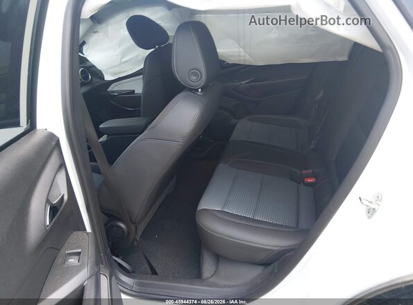 KL77LHEP1TC122876 2026 CHEVROLET TRAX White Vista de la etiqueta del VIN