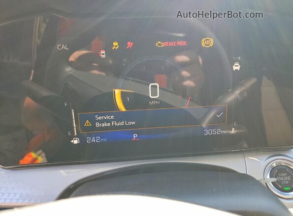 KL77LHEP1TC136230 2026 CHEVROLET TRAX Черный Вид щитка приборов