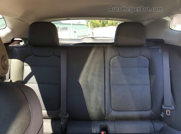 KL77LHEP1TC136230 2026 CHEVROLET TRAX Черный Вид задних сидений