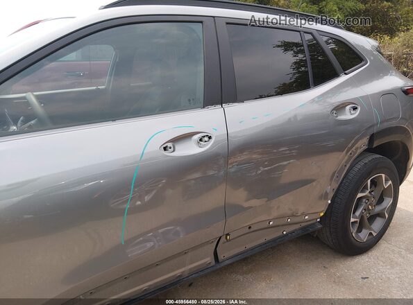 KL77LHEP2SC196581 2025 CHEVROLET TRAX Gray Вид спереду