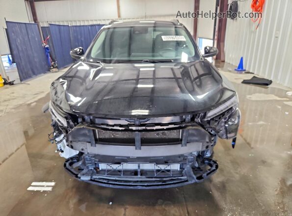 KL77LHEP2SC269805 2025 CHEVROLET TRAX Black Widok z przodu