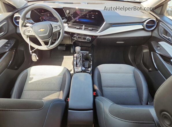 KL77LHEP2TC062249 2026 CHEVROLET TRAX Gray Vista del salpicadero