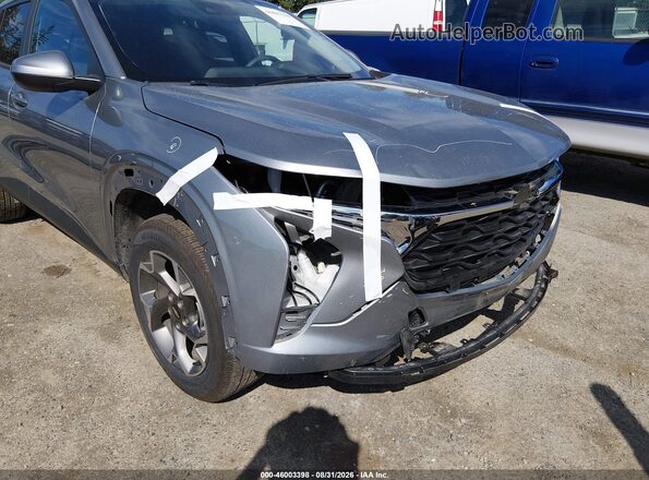 KL77LHEP2TC130789 2026 CHEVROLET TRAX Gray 