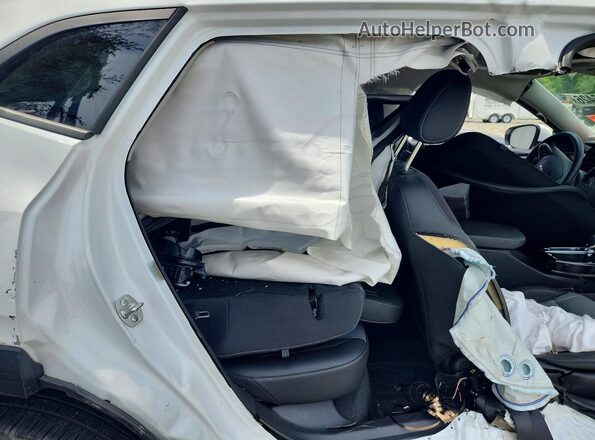 KL77LHEP3SC094464 2025 CHEVROLET TRAX White Vista de los asientos traseros