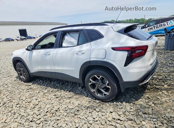 KL77LHEP3SC094464 2025 CHEVROLET TRAX White Trasero izquierdo