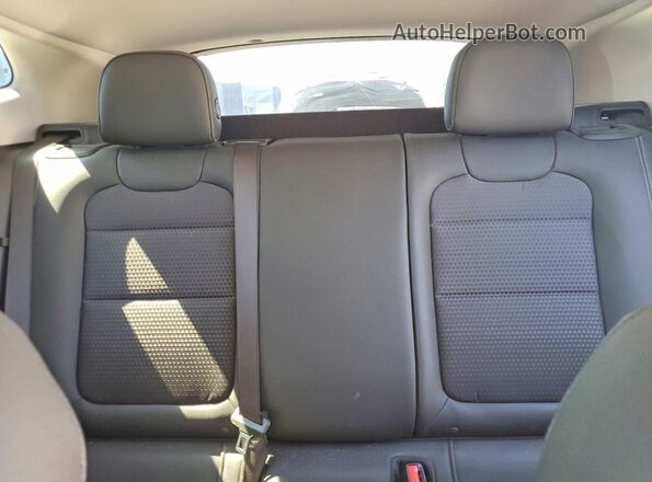 KL77LHEP3SC136745 2025 CHEVROLET TRAX Burgundy Հետևի նստատեղերի տեսք