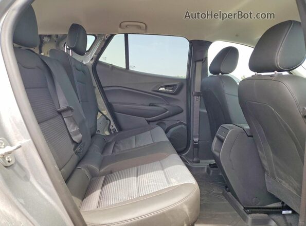 KL77LHEP3SC209838 2025 CHEVROLET TRAX Gray Vista de los asientos traseros