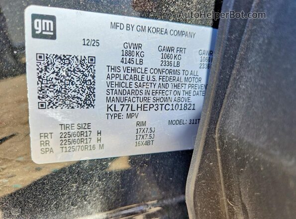 KL77LHEP3TC101821 2026 CHEVROLET TRAX Black Widok komory silnika