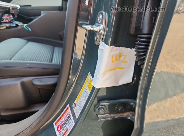 KL77LHEP4SC308295 2025 CHEVROLET TRAX Blue VIN sticker view