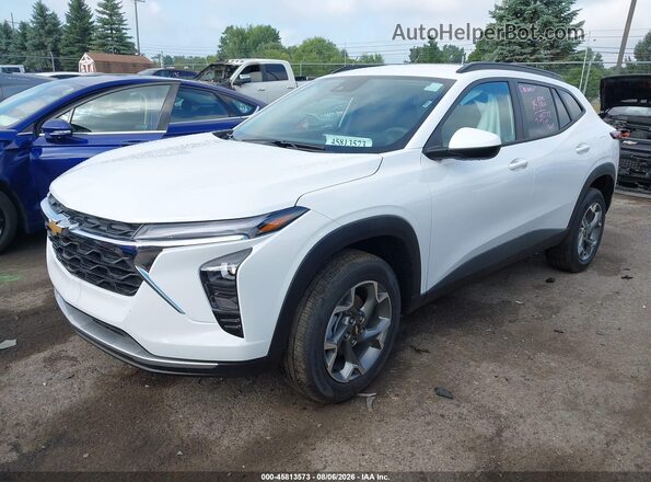 KL77LHEP4TC187348 2026 CHEVROLET TRAX White წინა მარცხენა ხედი სამი მეოთხედიდან