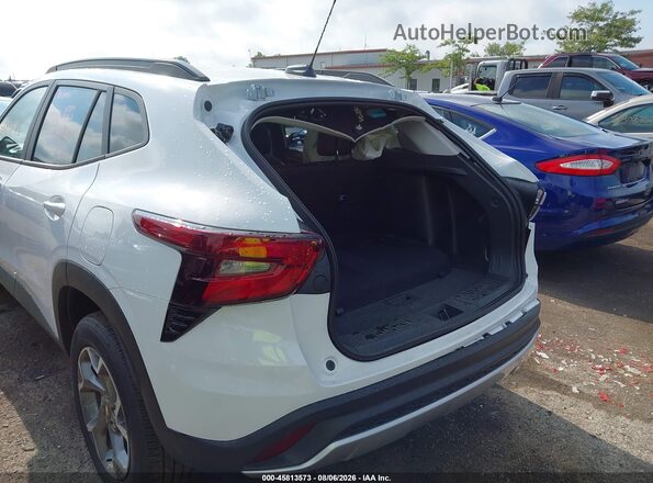 KL77LHEP4TC187348 2026 CHEVROLET TRAX White წინა ხედი