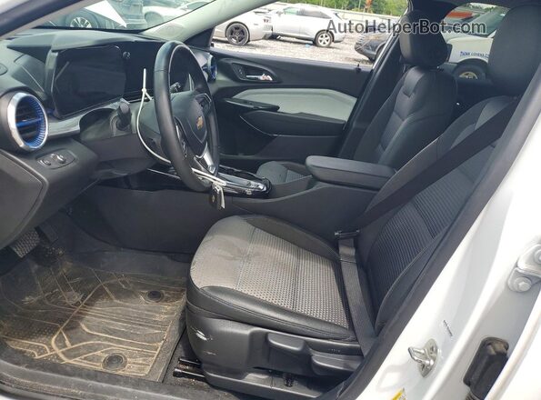 KL77LHEP5SC008779 2025 CHEVROLET TRAX White Vista interior delantera