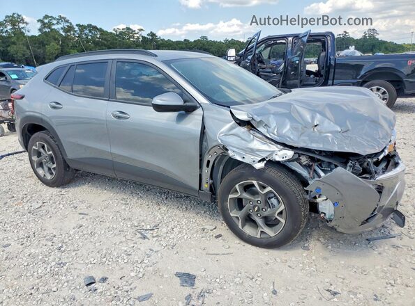 KL77LHEP5SC306717 2025 CHEVROLET TRAX Gray Przód prawy