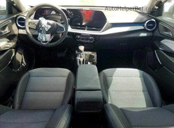 KL77LHEP5SC306717 2025 CHEVROLET TRAX Gray Widok deski rozdzielczej