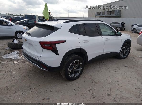 KL77LHEP5TC056607 2026 CHEVROLET TRAX Белый Задняя правая четверть
