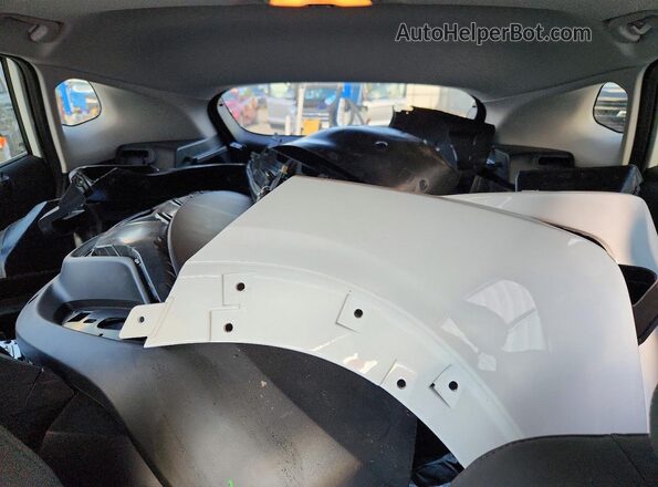 KL77LHEP5TC061399 2026 CHEVROLET TRAX Белый Вид задних сидений