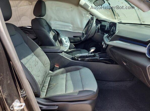 KL77LHEP5TC128602 2026 CHEVROLET TRAX Black Widok wnętrza z przodu