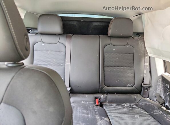 KL77LHEP5TC128602 2026 CHEVROLET TRAX Black Widok tylnych siedzeń
