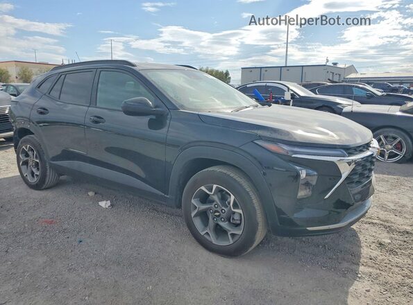 KL77LHEP6SC225208 2025 CHEVROLET TRAX Black Передня права чверть