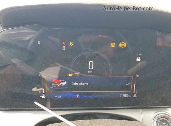 KL77LHEP6SC225208 2025 CHEVROLET TRAX Black Вид щитка приладів