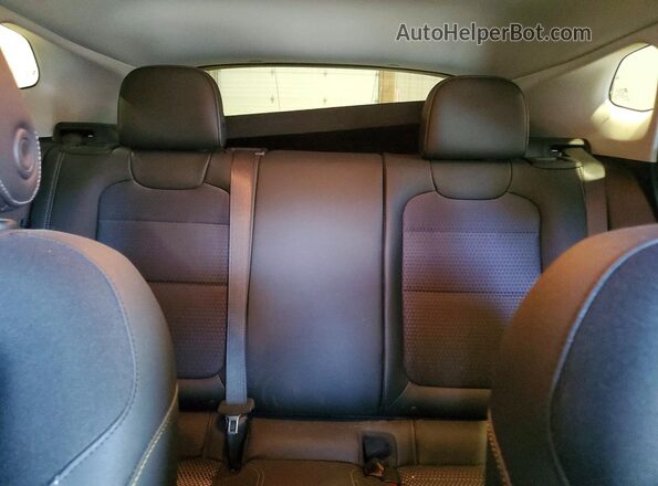 KL77LHEP6SC324353 2025 CHEVROLET TRAX Green უკანა სავარძლების ხედი