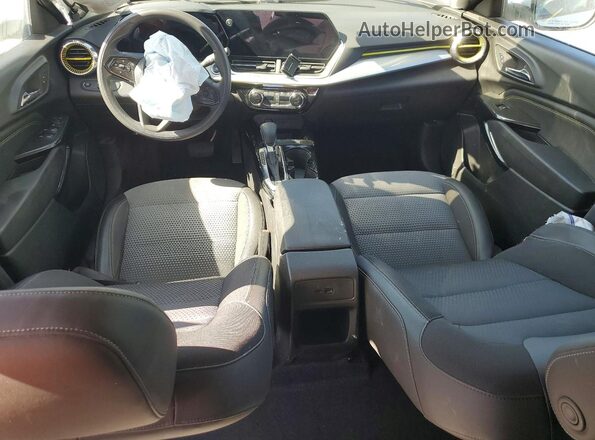 KL77LHEP7SC026443 2025 CHEVROLET TRAX White წინა პანელის ხედი