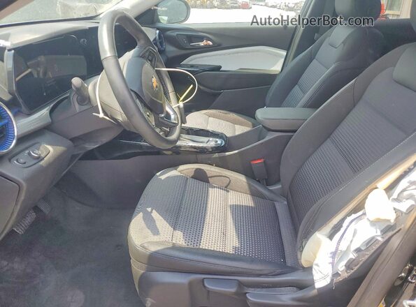 KL77LHEP7SC149031 2025 CHEVROLET TRAX Black Vista interior delantera