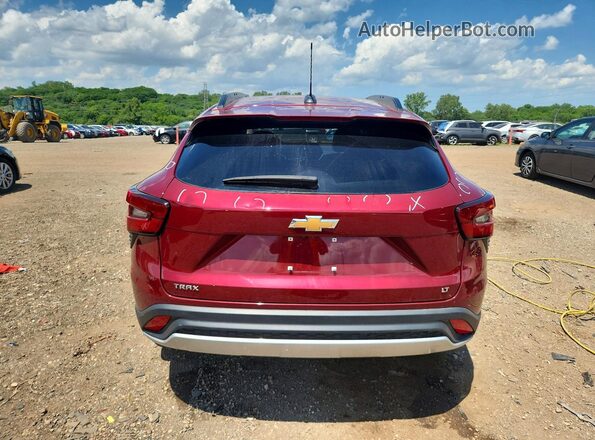 KL77LHEP7SC209566 2025 CHEVROLET TRAX Burgundy Rear view