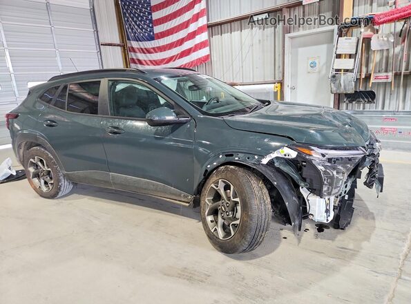 KL77LHEP7TC101028 2026 CHEVROLET TRAX Green Delantero derecho