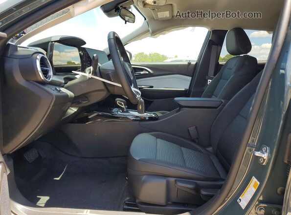 KL77LHEP7TC156675 2026 CHEVROLET TRAX Gray Front interior view