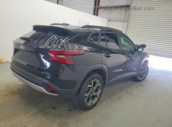KL77LHEP8SC235500 2025 CHEVROLET TRAX Черный Задняя правая четверть