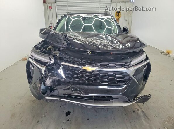 KL77LHEP8SC235500 2025 CHEVROLET TRAX Черный Вид спереди