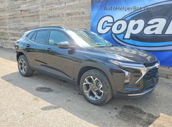KL77LHEP8TC215572 2026 CHEVROLET TRAX Black Передня права чверть