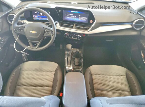 KL77LHEP8TC215572 2026 CHEVROLET TRAX Black Вид панелі приладів