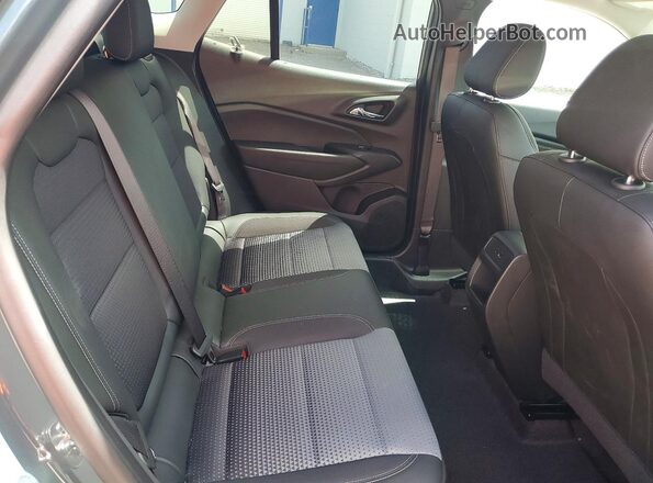 KL77LHEP9SC278467 2025 CHEVROLET TRAX Green Rear interior view