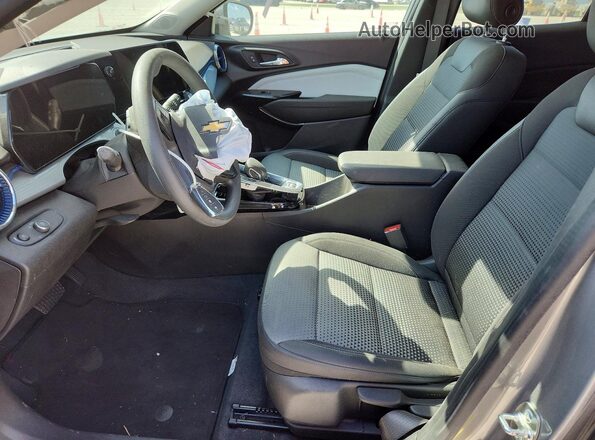 KL77LHEP9TC038479 2026 CHEVROLET TRAX Gray Սալոնի դիմացի տեսք